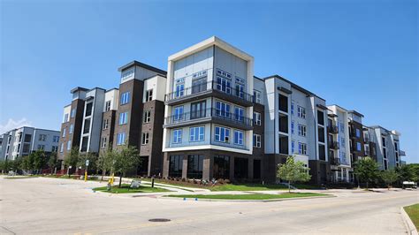 downtown rowlett apartments|Iba pa.